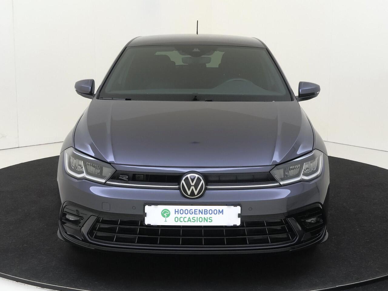 Volkswagen POLO 1.0 TSI R-Line | Achteruitrijcamera | Adaptieve cruise control | CarPlay | Digital cockpit pro | Airco |