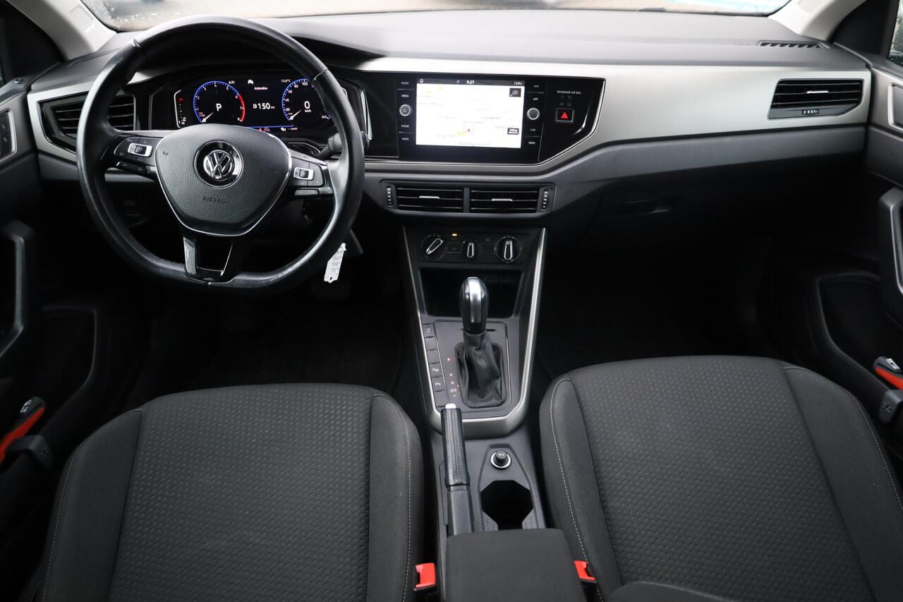 Volkswagen POLO 1.0 TSI Comfortline digital cockpit 15" LMV pdc voor en achter navigatie acc armsteun NL auto 1e eigenaar nieuw door ons geleverd en onderhouden