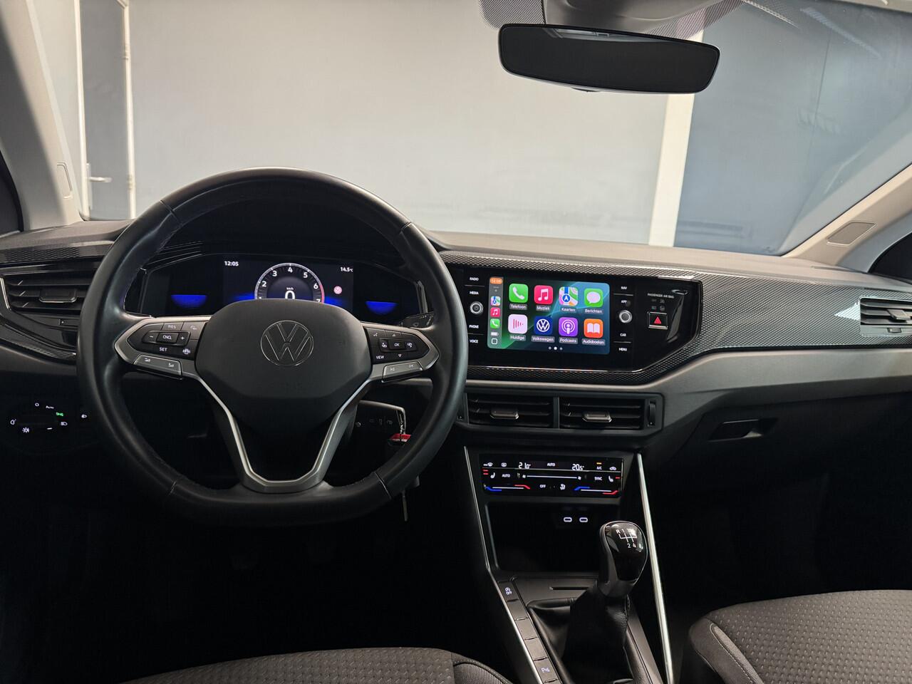 Volkswagen POLO 1.0 Stoelverwarming/Navi/Parkeersensoren