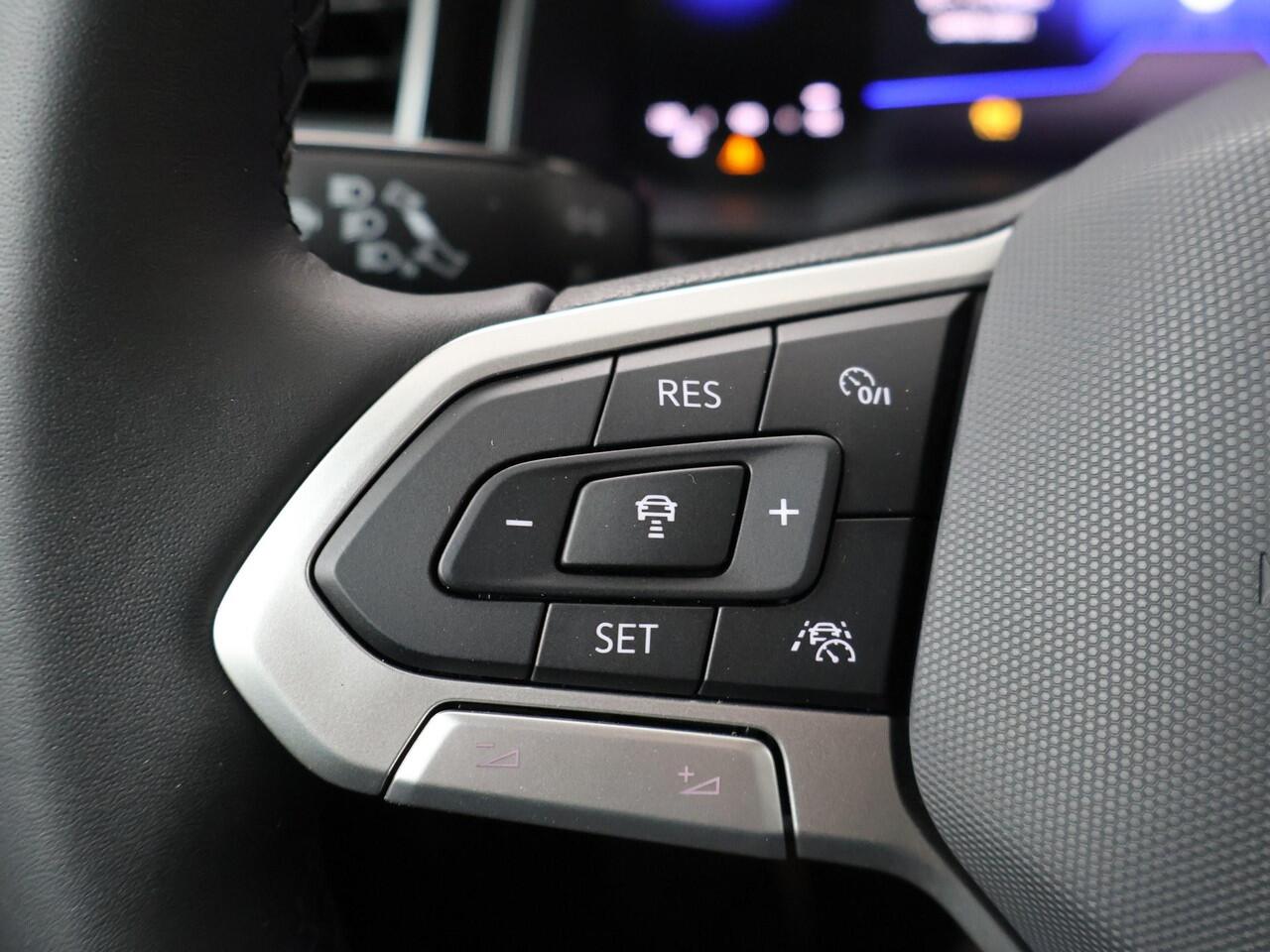 Volkswagen POLO Life Edition 1.0 70 kW / 95 pk TSI Hatchback 5 ver sn. Hand | Multimedia pakket |