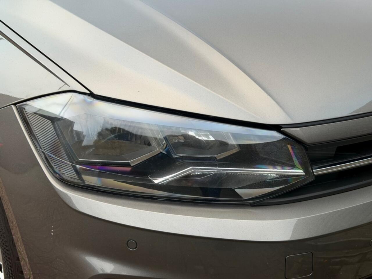 Volkswagen POLO 1.0 TSI COMFORTLINE Carplay ACC DAB+