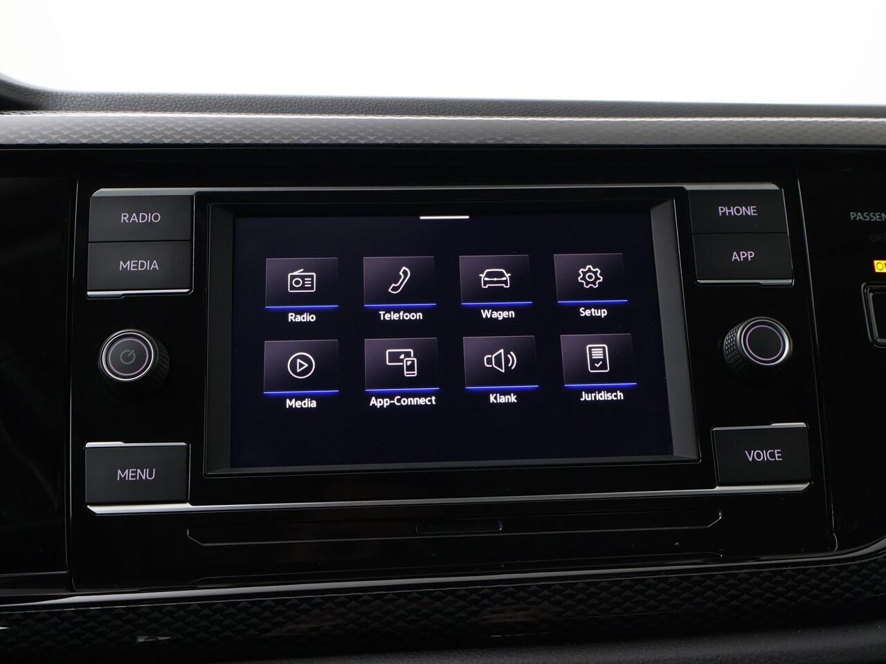 Volkswagen POLO 1.0 TSI Life | 95 PK | Adaptive cruise control | Parkeersensoren | LED verlichting | Apple Carplay/Android Auto |