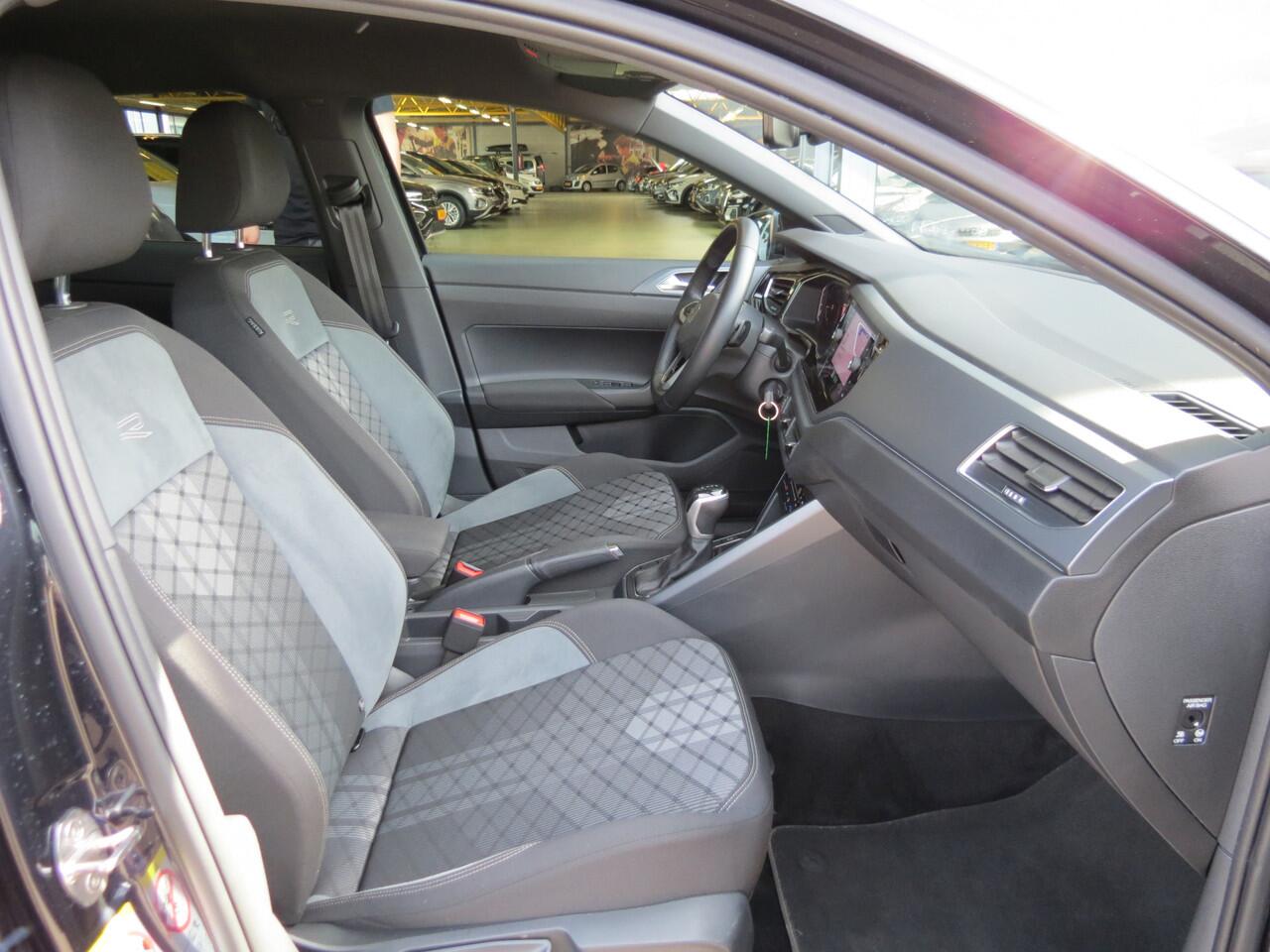 Volkswagen POLO 1.0 TSI R-Line -95pk- Automaat | Matrix IQ Led | 17" Bergamo | Camera | Rijklaarprijs incl. 1 jaar Bovag garantie