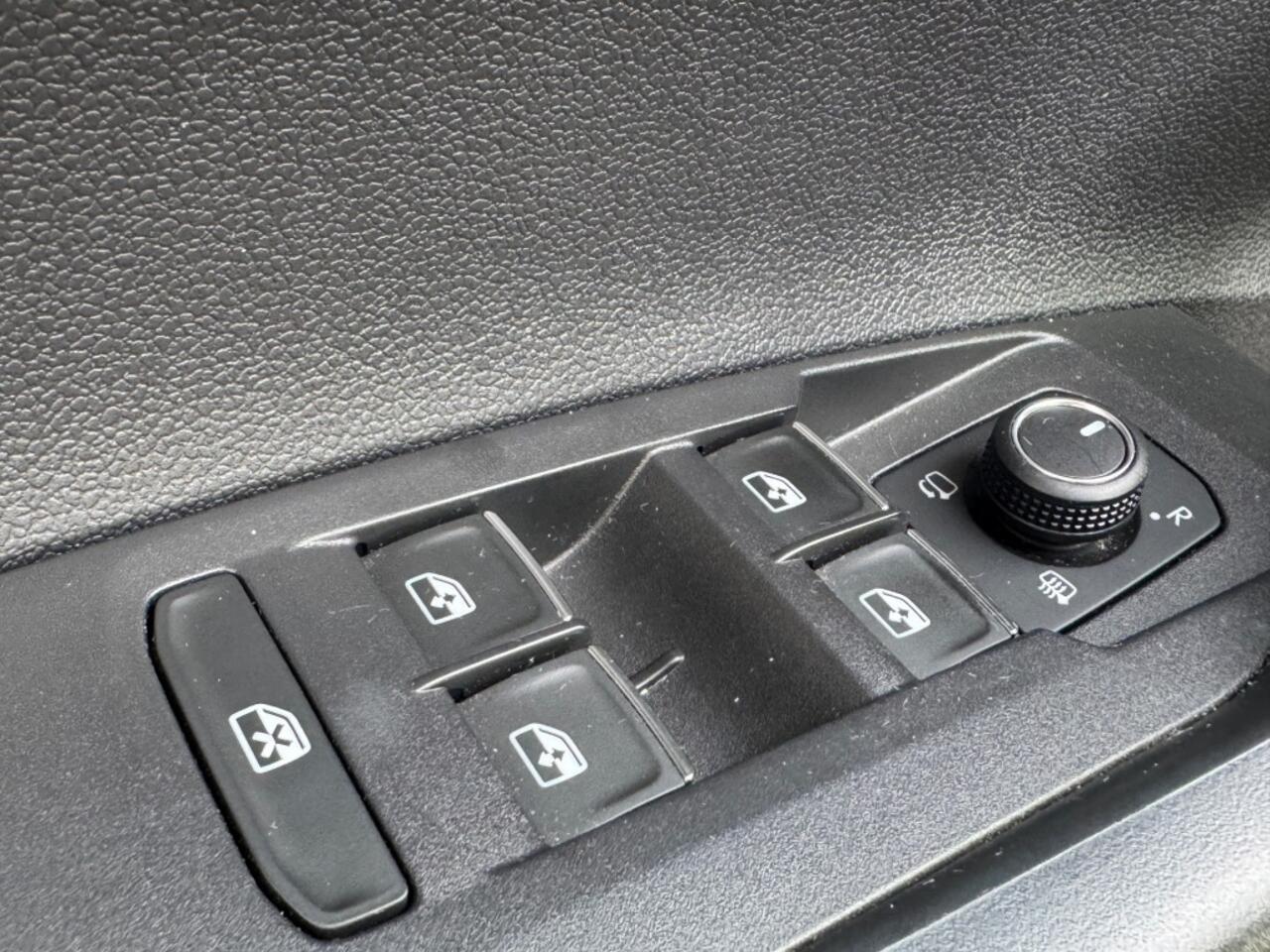 Volkswagen POLO 1.0 TSI 85kW 5-drs Highline