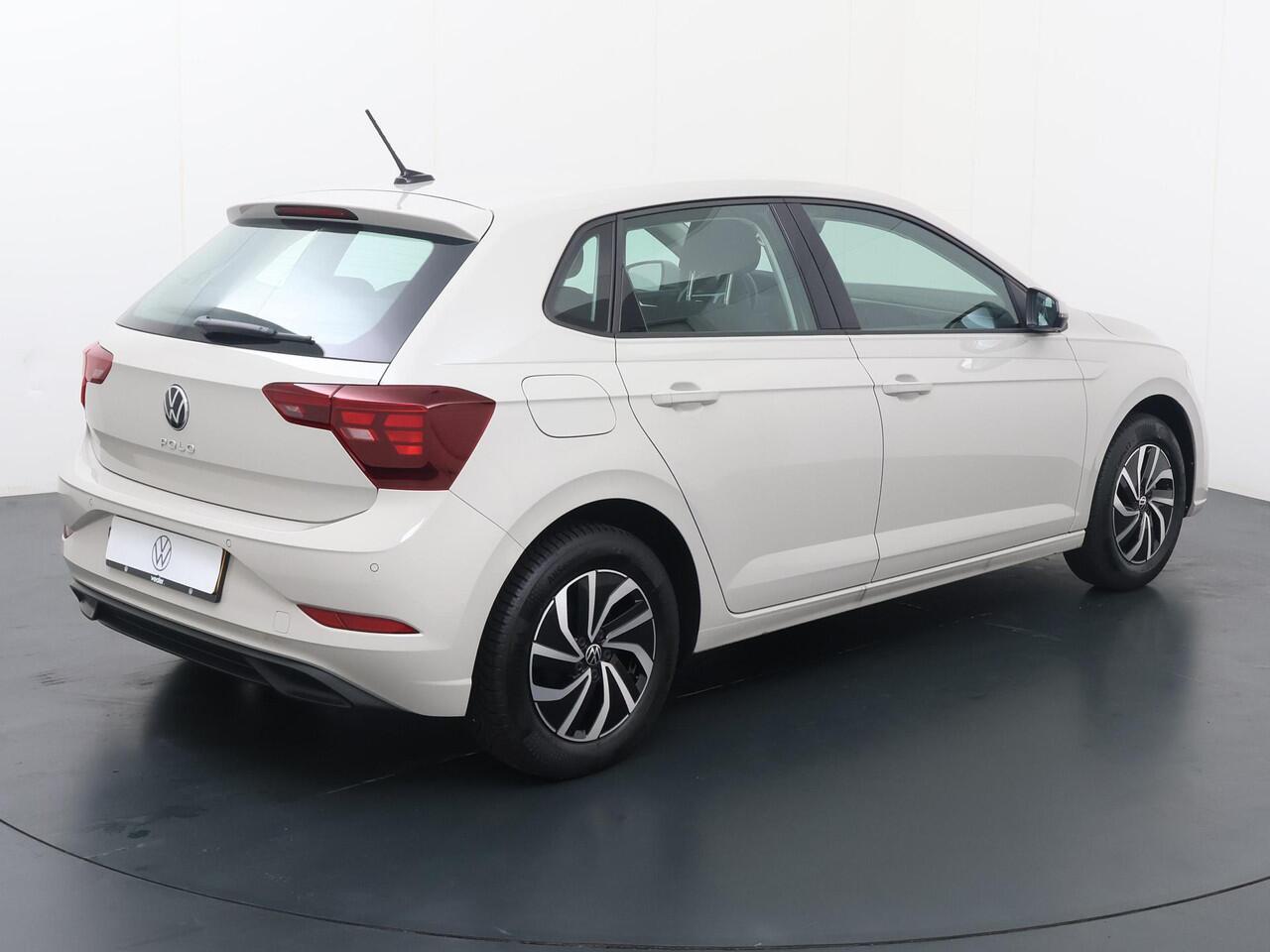 Volkswagen POLO 1.0 TSI Life | 95 PK | Parkeersensoren | Adaptive cruise control | Apple Carplay/Android Auto |