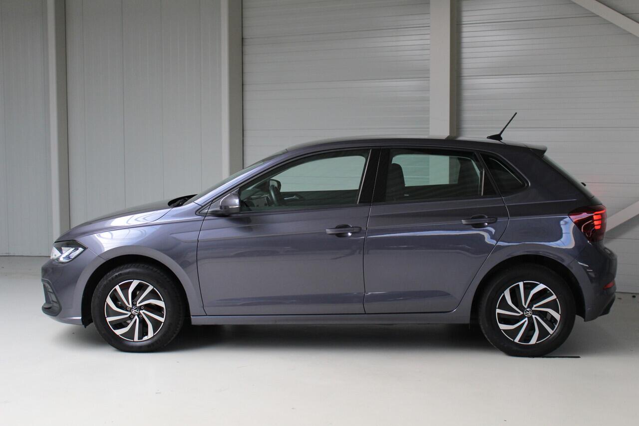 Volkswagen POLO 1.0 TSI Life Navigatie | Airco | Lichtmetalen velgen | Cruise Control