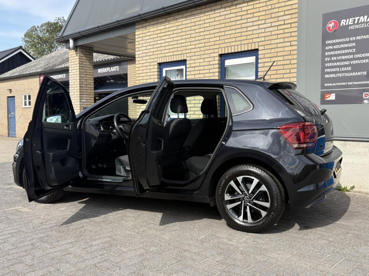 Volkswagen POLO 1.0 TSI Highl.BnsR APPLE CARPLAY-NAVI-STOELVERWARMNG