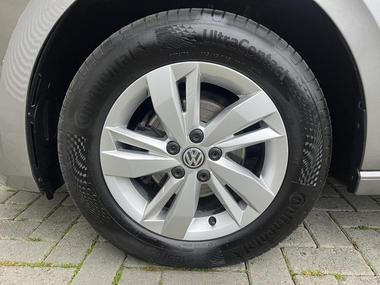 Volkswagen POLO 1.0 TSI Comfortline / Car-Play