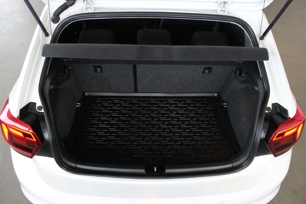 Volkswagen POLO 1.0 TSI Comfortline Business 1e eigenaar | Full LED | Automaat | Clima | Carplay | Navi | Privacy glass | Adapt. Cruise | PDC V+A