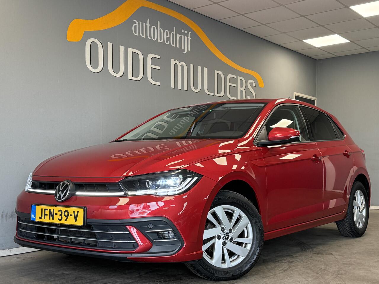 Volkswagen POLO 1.0 IQ Light/Stoelverwarming/Navi