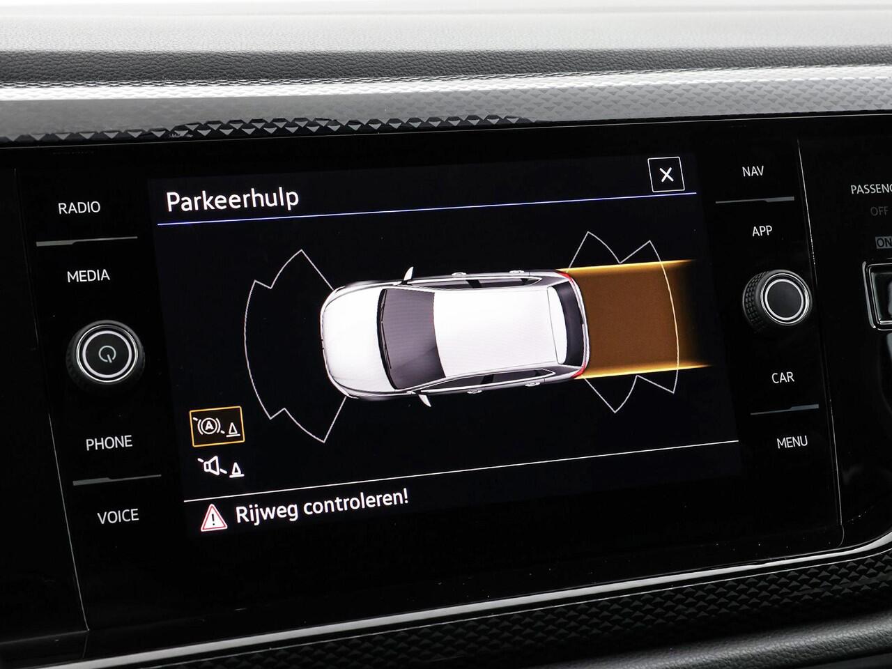 Volkswagen POLO 1.0 TSI 95pk Life Business · Apple/Android Car Play · ACC · P-Sensoren · Navigatie · Verkeersbord Detectie · Clima · DAB · Garantie t/m 17-10-2027 of 100.000km