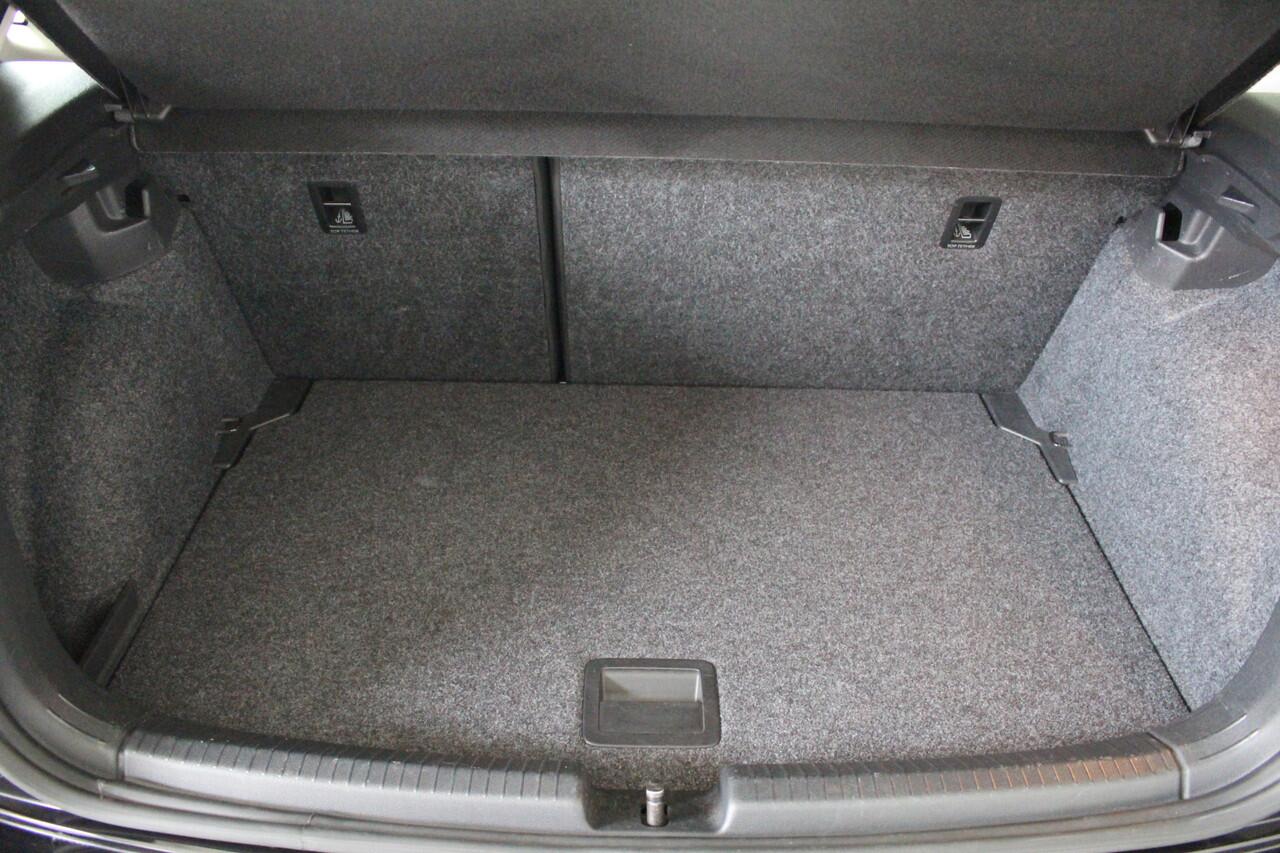 Volkswagen POLO 1.0 TSI Comfortline Airco | Navigatie | Cruise Control | DAB Radio