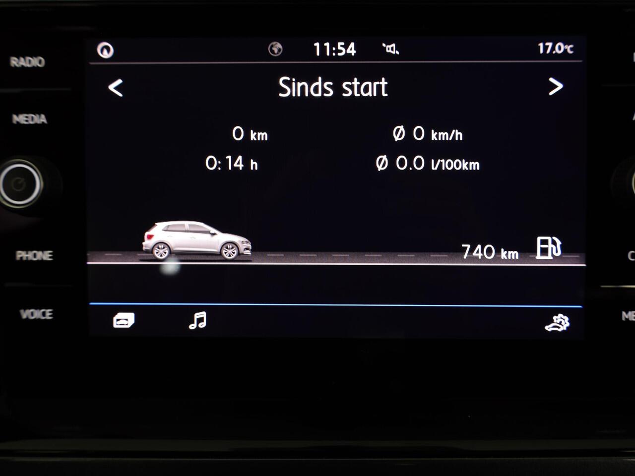 Volkswagen POLO 1.0 TSI Comfortline 95 pk | Navigatie | Parkeersensoren | Achteruitrijcamera | Apple Carplay/Android Auto | Autom. airco |