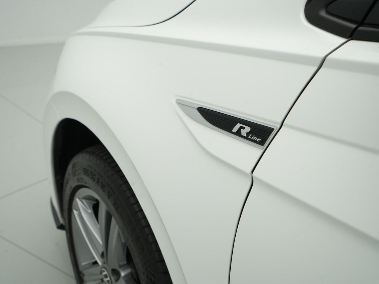 Volkswagen POLO 1.0 TSI 95pk R-Line Edition Navigatie Acc Pdc Clima Carplay 90