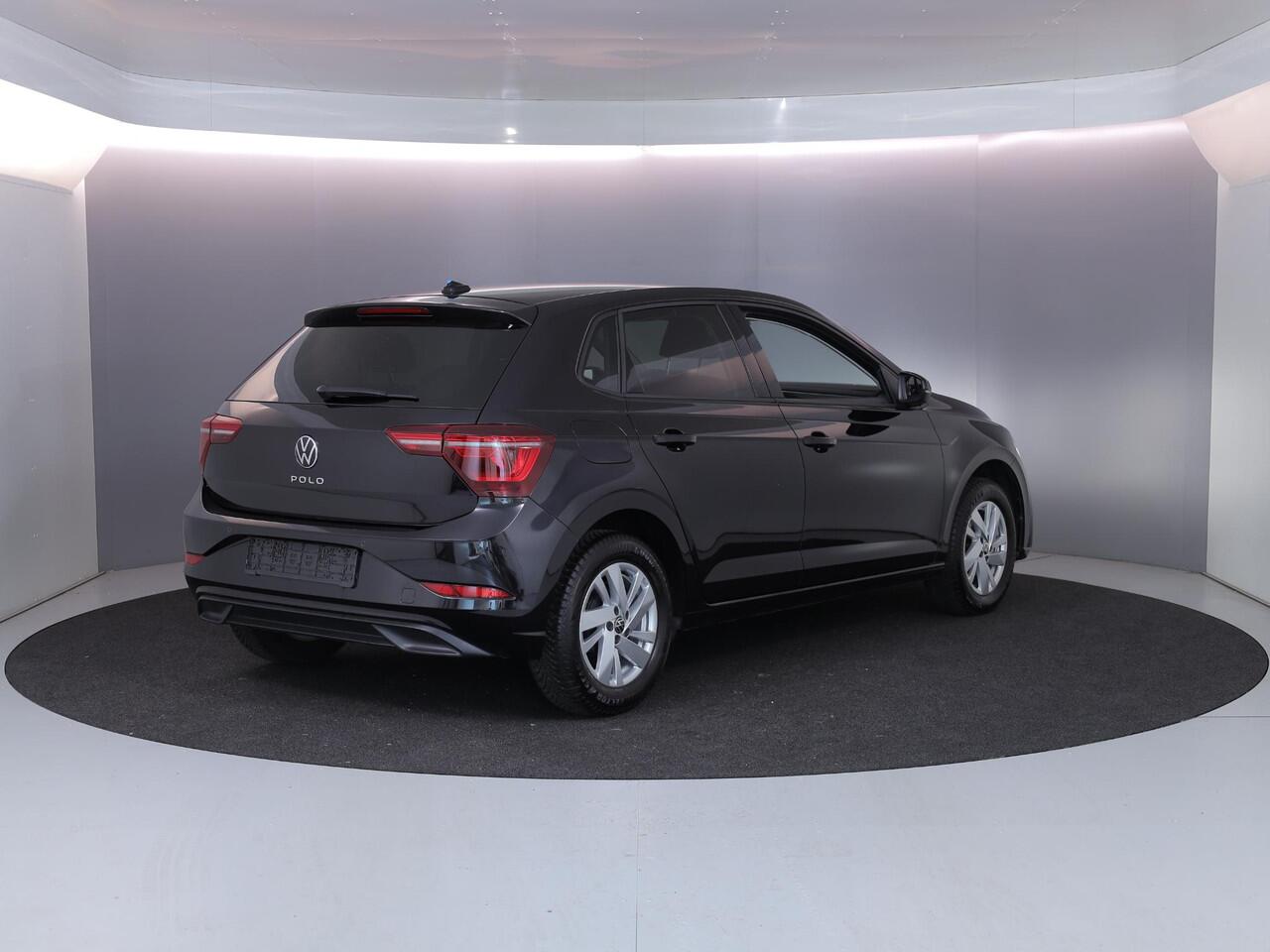 Volkswagen POLO 1.0 TSI Style 95 pk Automaat (DSG) | Navigatie | Parkeersensoren | Adaptieve cruise control | Matrix LED koplampen | Stoelverwarming |