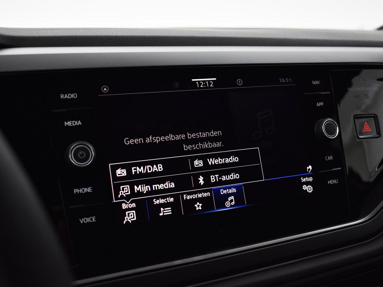 Volkswagen POLO R-Line Edition 1.0 TSI 95 PK 7 Versn. DSG · Voorraad Actie · Prijs is inclusief EU 2000,- inruilpremie · Speciaal ingekocht