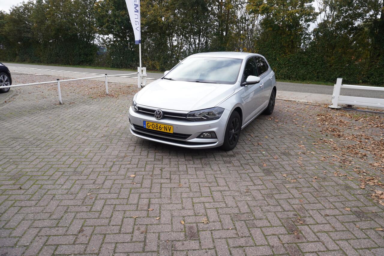 Volkswagen POLO 1.0 TSI Comfortline CARPLAY ZWARTE HEMEL ADDAPTIVE CRUISE