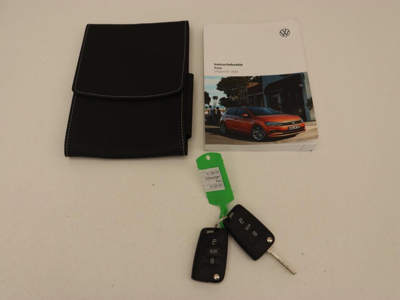 Volkswagen POLO 1.0 TSI Highline | R Line | Panoramadak | Adaptive cruise | Carplay | Virtual Cockpit | Full LED | Climate control | Bluetooth