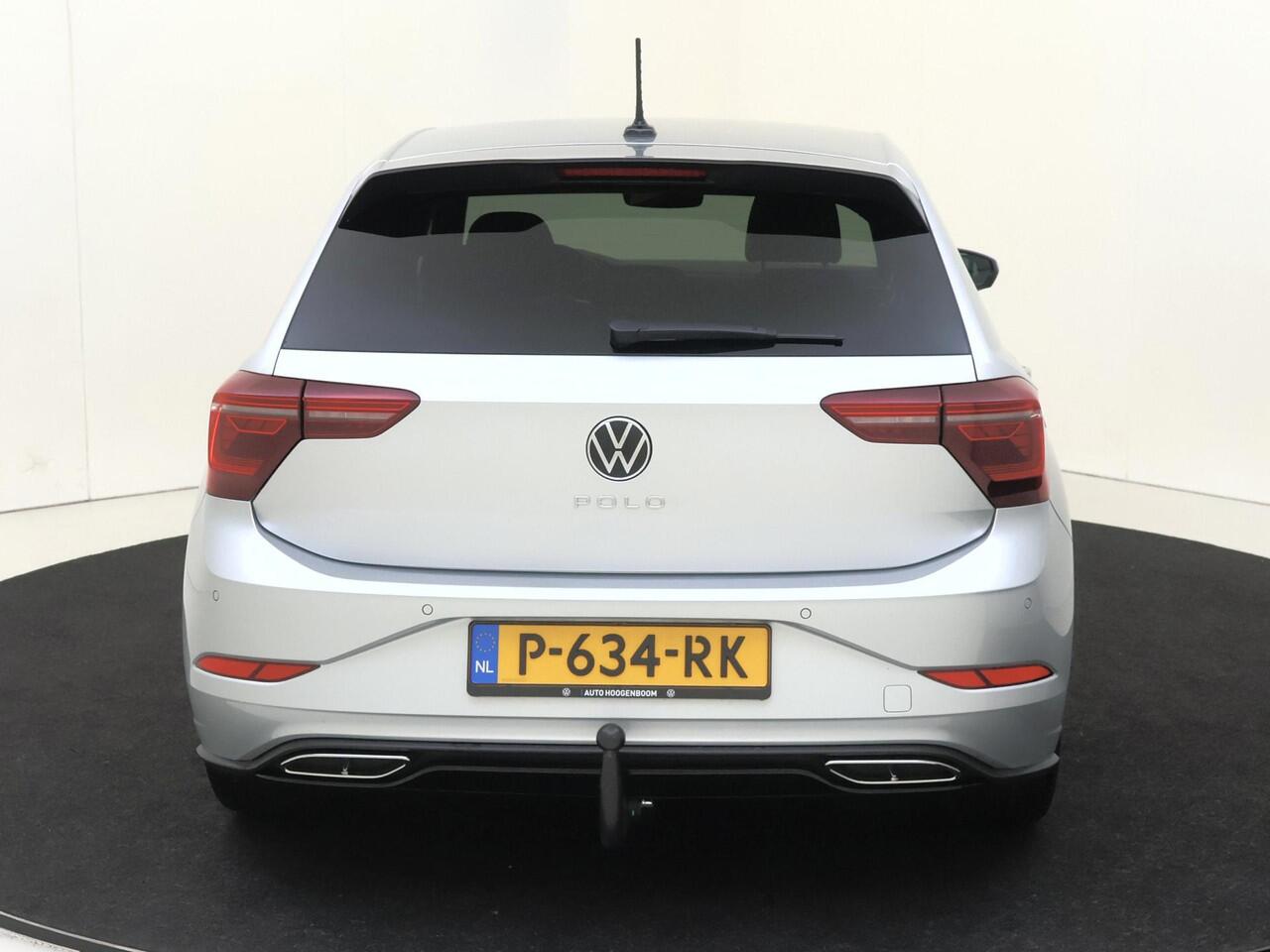 Volkswagen POLO 1.0 TSI R-Line Business | Trekhaak | Achteruitrijcamera | Stoelverwarming | Digital cockpit pro | Adaptieve cruise control | CarPlay | Navigatie |