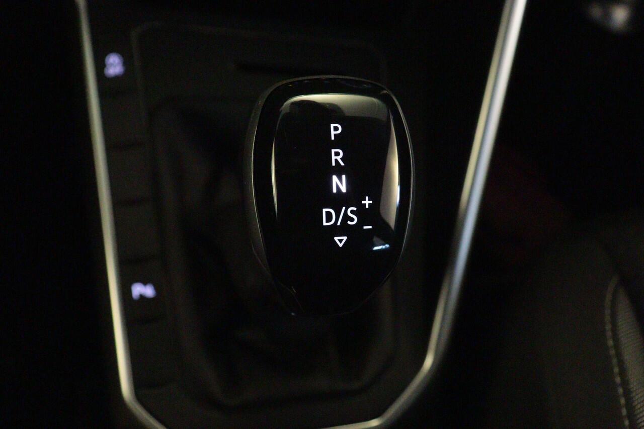 Volkswagen POLO 1.0 TSI Life Business Automaat | APPCONNECT | AIRCO | PDC V+A | CRUISE | STOELVERW |