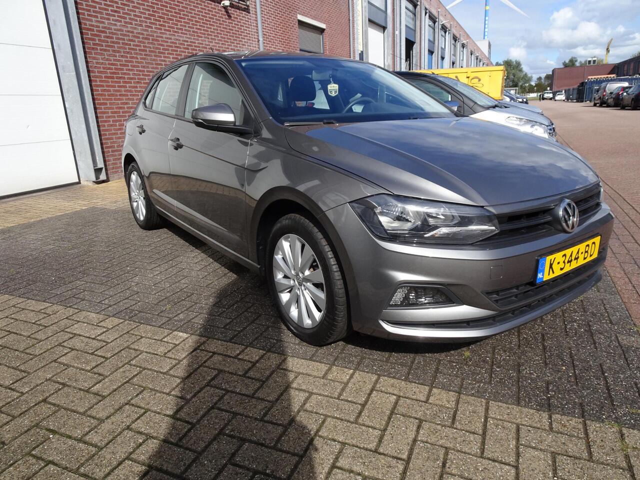 Volkswagen POLO 1.0 MPI Comfortline AIRCO l CruiseControl l Trekhaak