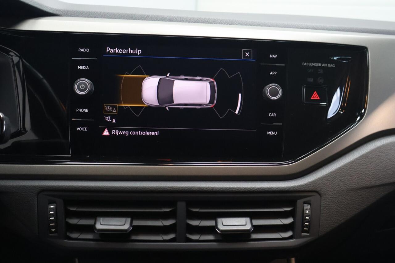 Volkswagen POLO 1.0 TSI Comfortline Business | Carplay | PDC