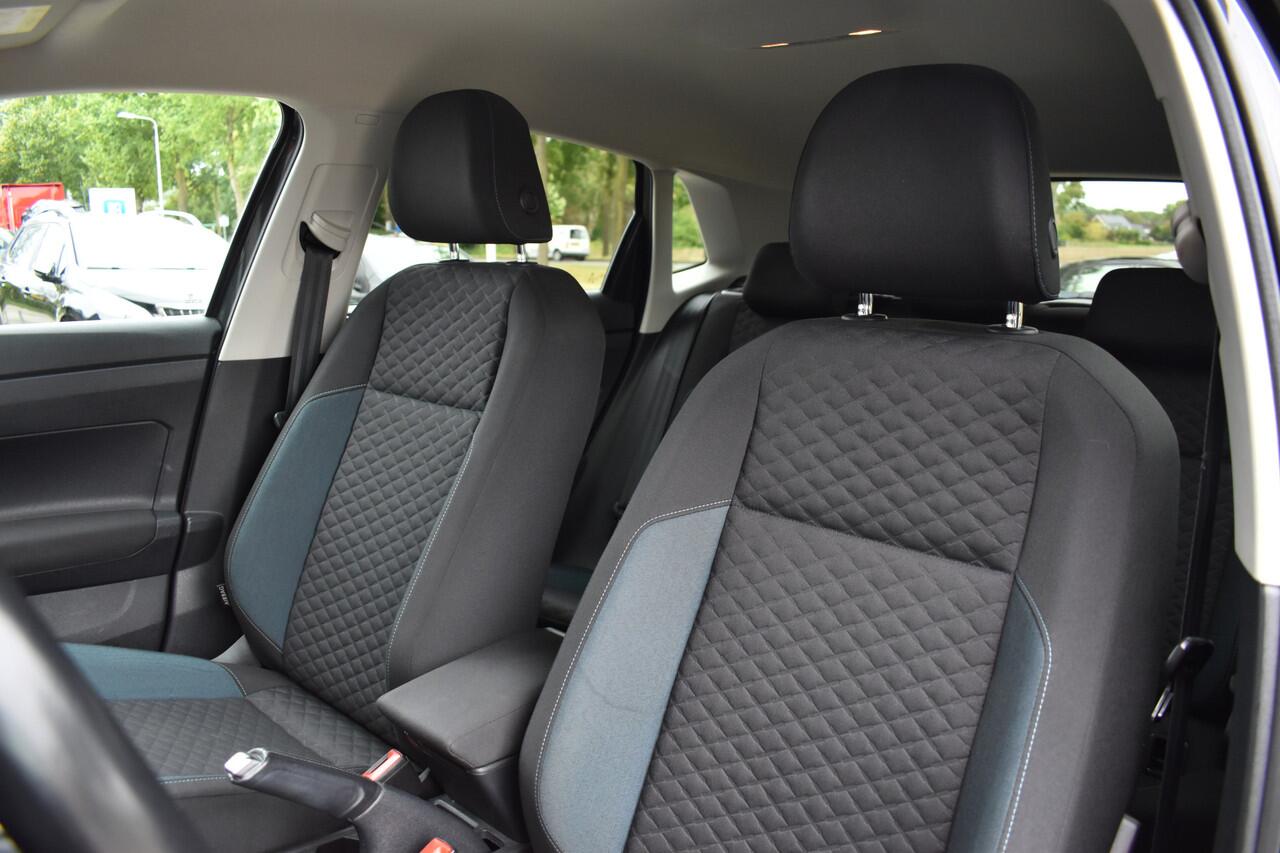 Volkswagen POLO 1.0 TSI Highline Business R / Parkassist / Adap. Cruise / Navigatie /