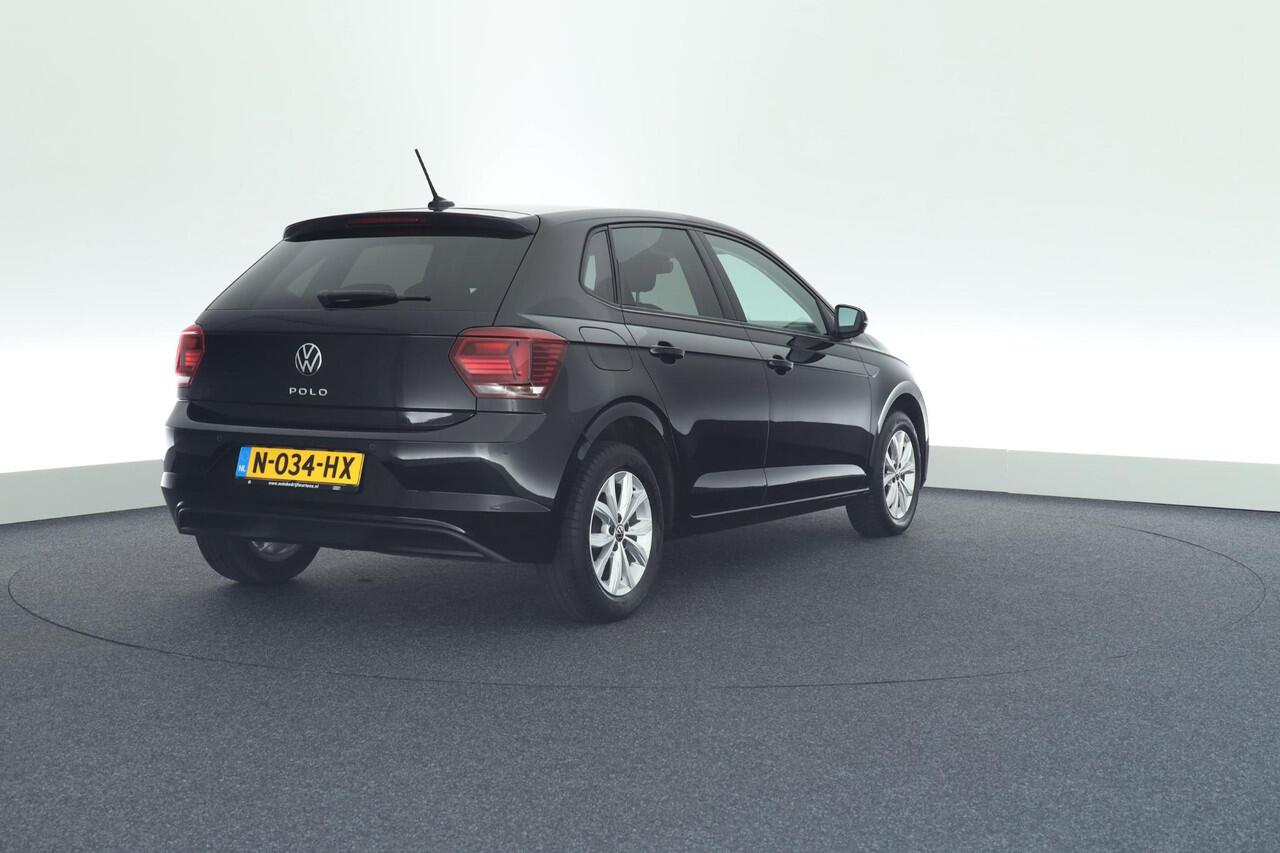 Volkswagen POLO 1.0 TSI 95pk Highline Stoelverwarming Navigatie Climate Control
