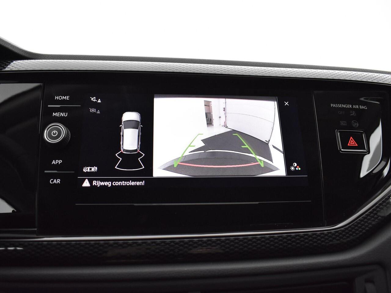 Volkswagen POLO Life Edition 1.0 TSI 95 pk 5 versn. Hand · Achteruitrijcamera · regensensor ·