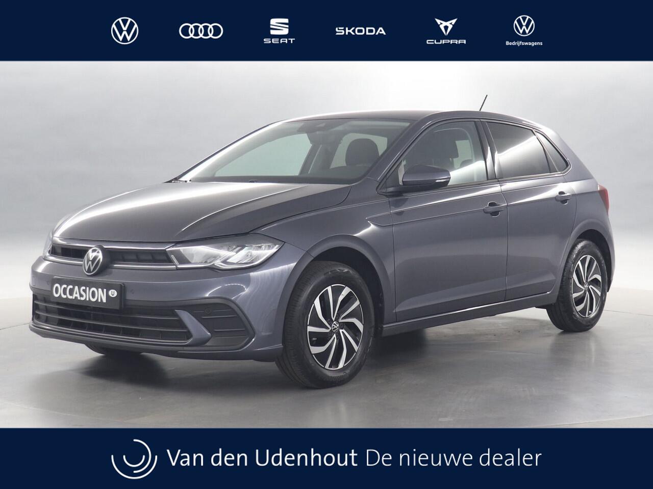 Volkswagen POLO 1.0 TSI 96pk Life Edition / Navigatie / Camera / Stoelverwarming
