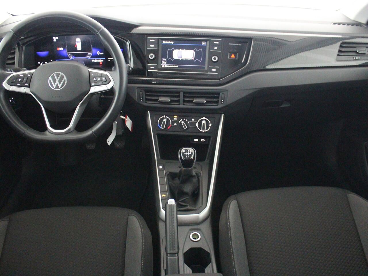 Volkswagen POLO 1.0 TSI Life | App connect | PDC |* 27 t/m 31 dec eindejaarsshow!!