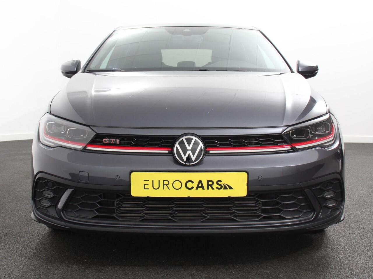 Volkswagen POLO 2.0 TSI GTI Automaat | Apple Carplay / Android Auto | Parkersensoren V+A | Park Assist | Dodehoek Assistent | Adaptive Cruise Control | Verwarmde Voorstoelen | DAB+