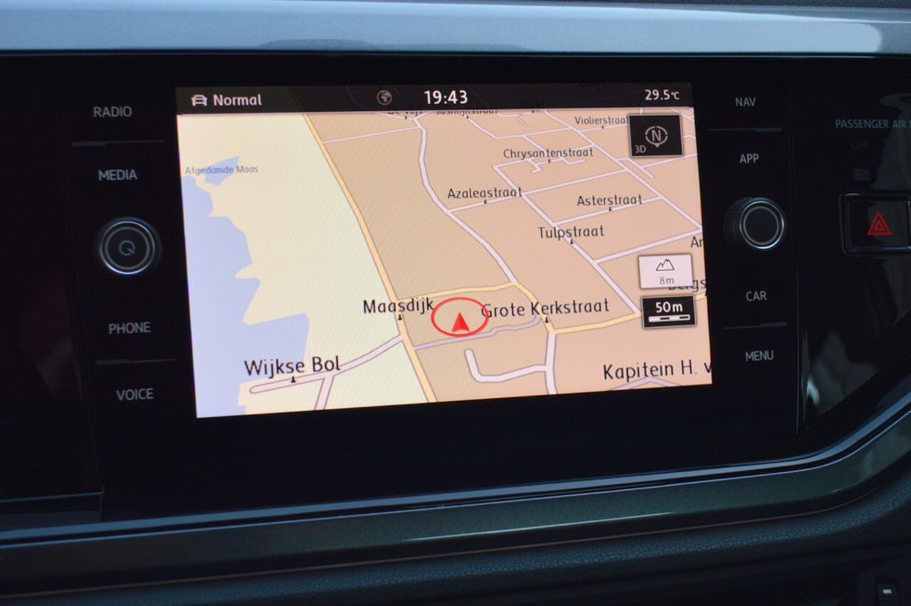 Volkswagen POLO 1.0 TSI Highline DSG Navi Acc CarPlay Pdc