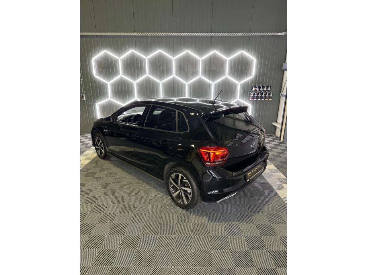 Volkswagen POLO R-Line 1.0 Tsi Dsg Bj2021 31dkm!!! Financiering mogelijk