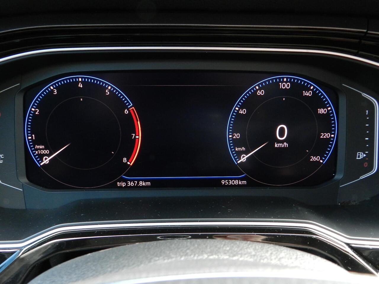 Volkswagen POLO 1.0 TSI Highline Digitale Cockpit - R-Line - Apple Carplay - Adapt.Cruise - NAP - 100% Onderhouden - FULL LED