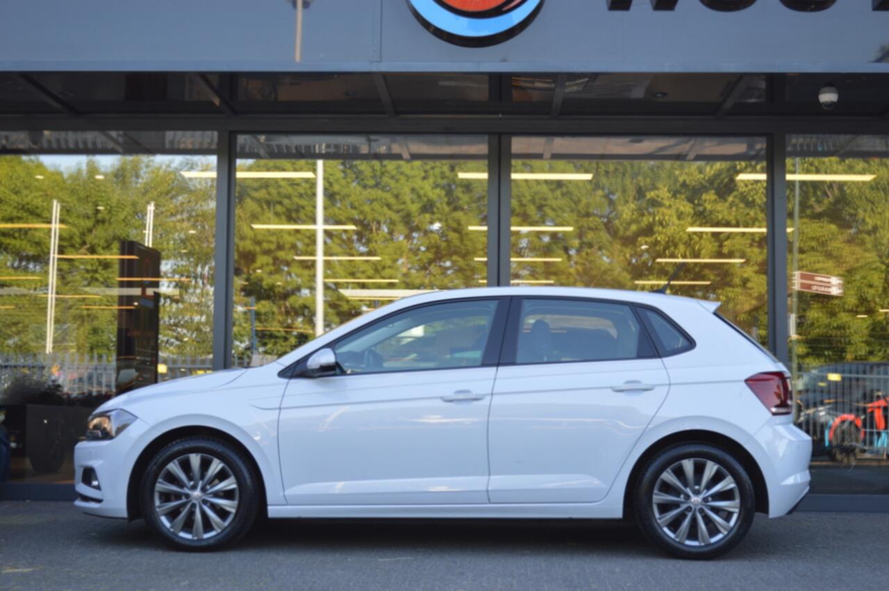 Volkswagen POLO 1.0 TSI Highline DSG Navi Acc CarPlay Pdc