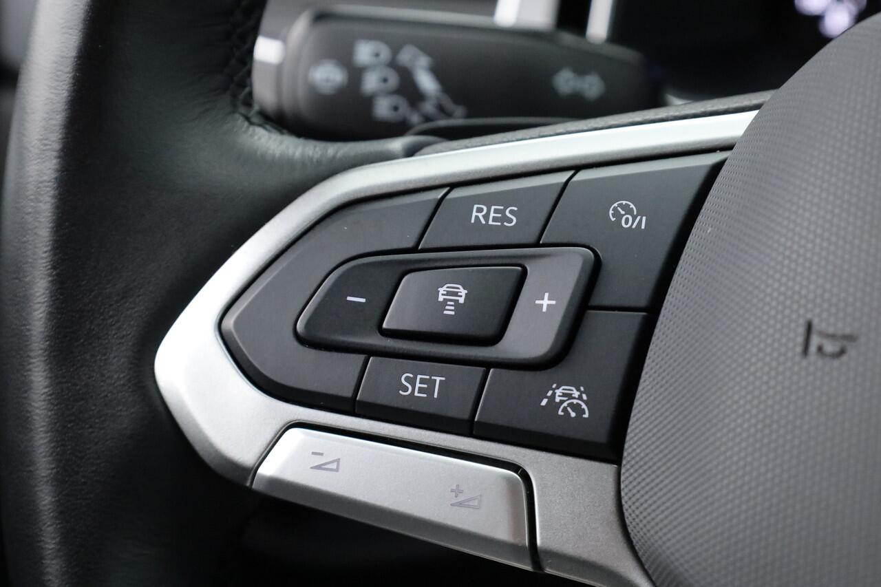 Volkswagen POLO 1.0 TSI R-Line DSG | Apple CarPlay | Camera | Keyless | IQ. Light | Stoelverw. | Adapt. Cruise