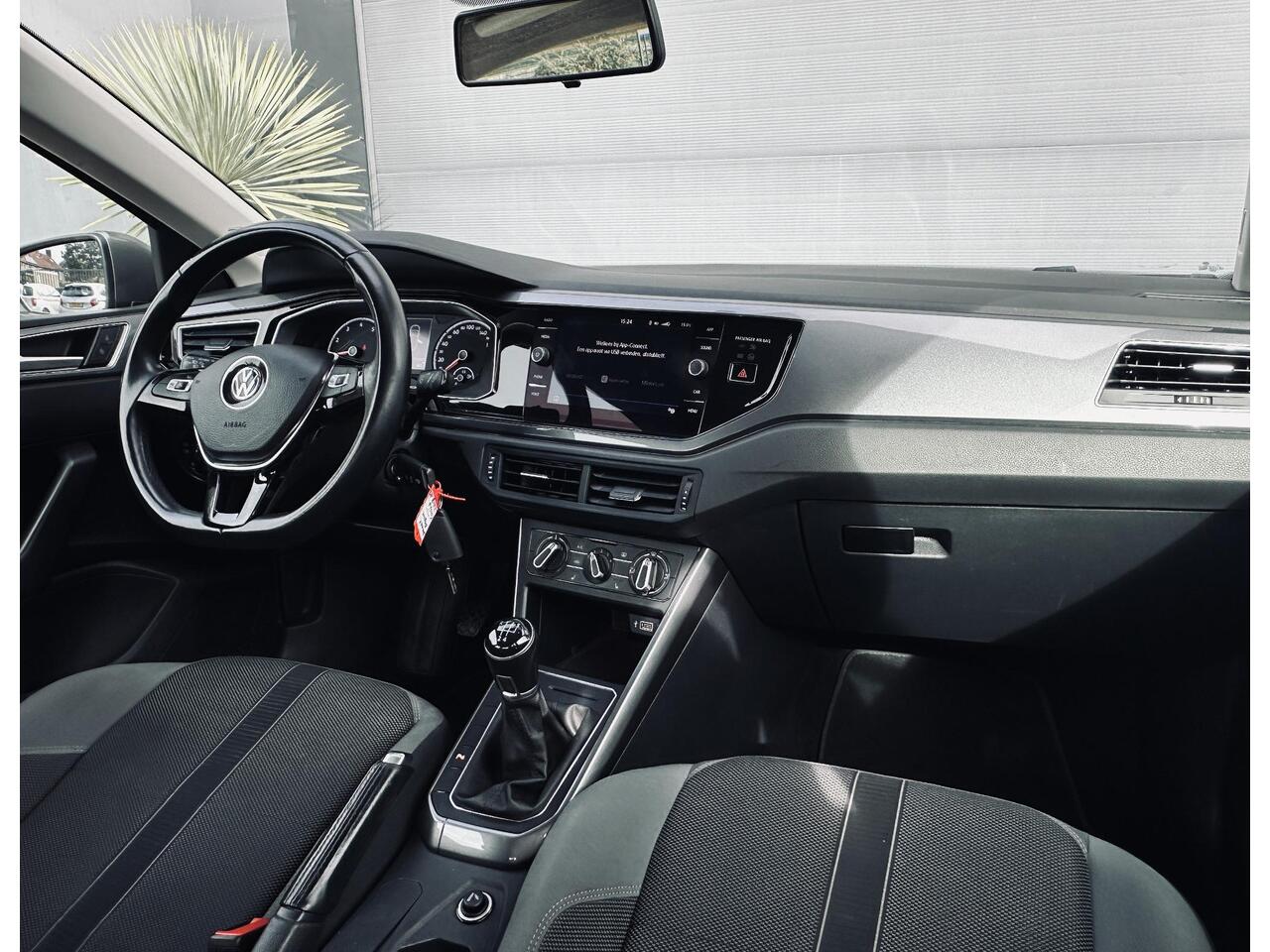 Volkswagen POLO 1.0 TSI Highline