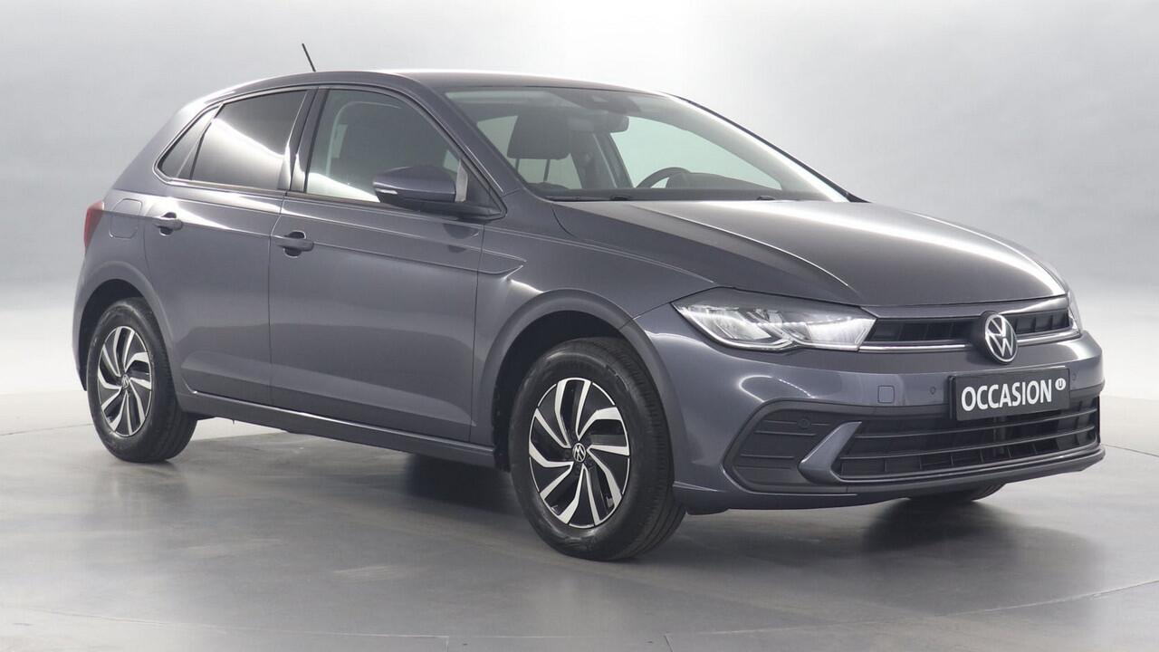 Volkswagen POLO 1.0 TSI 96pk Life Edition / Navigatie / Camera / Stoelverwarming