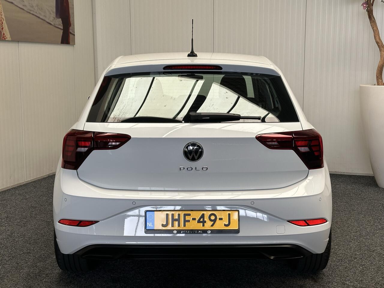 Volkswagen POLO 1.0 MPI COMFORTLINE CRUISE CONTROL AIRCO STOELVERWARMING RIJSTROOKSENSOREN BLUETOOTH TELEFOON MEDIA VOORBEREIDING PDC ZEER MOOI !! 3010