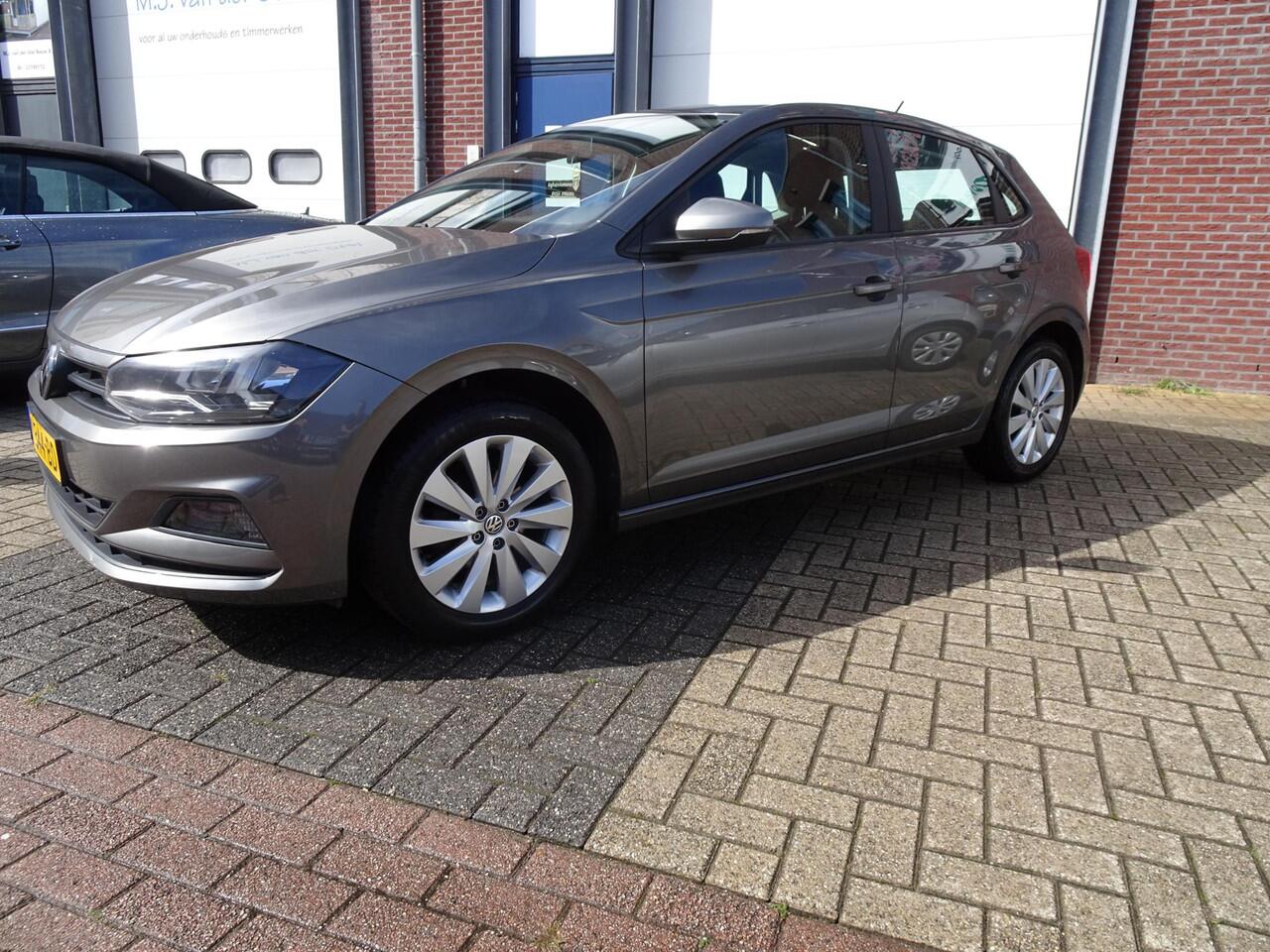 Volkswagen POLO 1.0 MPI Comfortline AIRCO l CruiseControl l Trekhaak