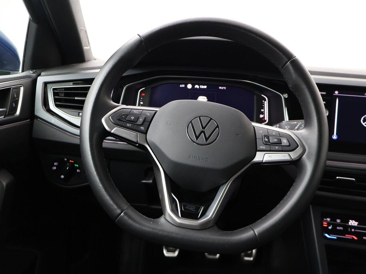 Volkswagen POLO 1.0 TSI R-Line | 95 PK | Stoelverwarming | Applecarplay/ Android auto | Navigatie