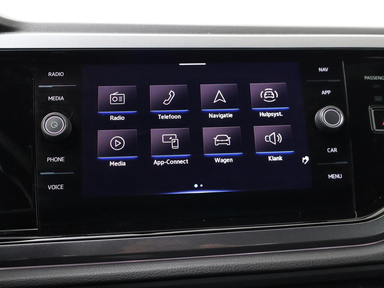 Volkswagen POLO 1.0 TSI Highline | 95 PK | Navigatiesysteem | Achteruitrijcamera | Apple Carplay/Android Auto | R-Line |