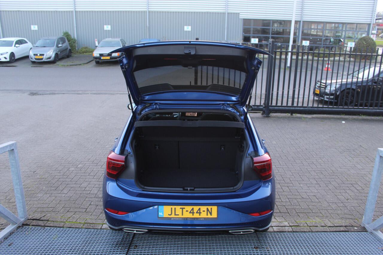 Volkswagen POLO 1.0 TSI 2x R-Line Automaat Navigatie/Virtual cockpit/Adaptive cruise control/Achteruitrijcamera/Parkeersensoren rondom/Apple carplay/Stoelverwarming/LED grill/IQ.light/Climate control/Draadloze telefoonlader/DAB/17''Lichtmetalen velgen.