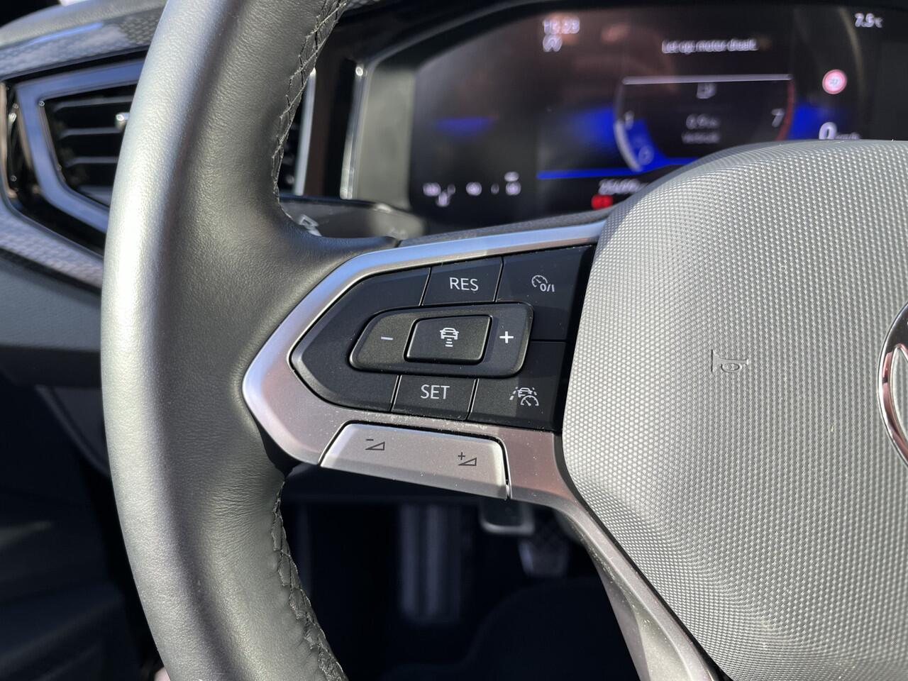 Volkswagen POLO 1.0 TSI Life Edition / GARANTIE TM 09-2028/ APP-CONNECT / AIRCO /ADAPTIEVE CRUISE CONTROL / PARKEERSENSOREN / CAMERA / LED / LANE ASSIST / ISOFIX