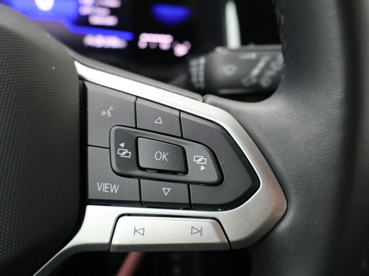 Volkswagen POLO 1.0 TSI Life | 95 PK | Parkeersensoren | Apple Carplay/Android Auto | Multifunctioneel stuur |