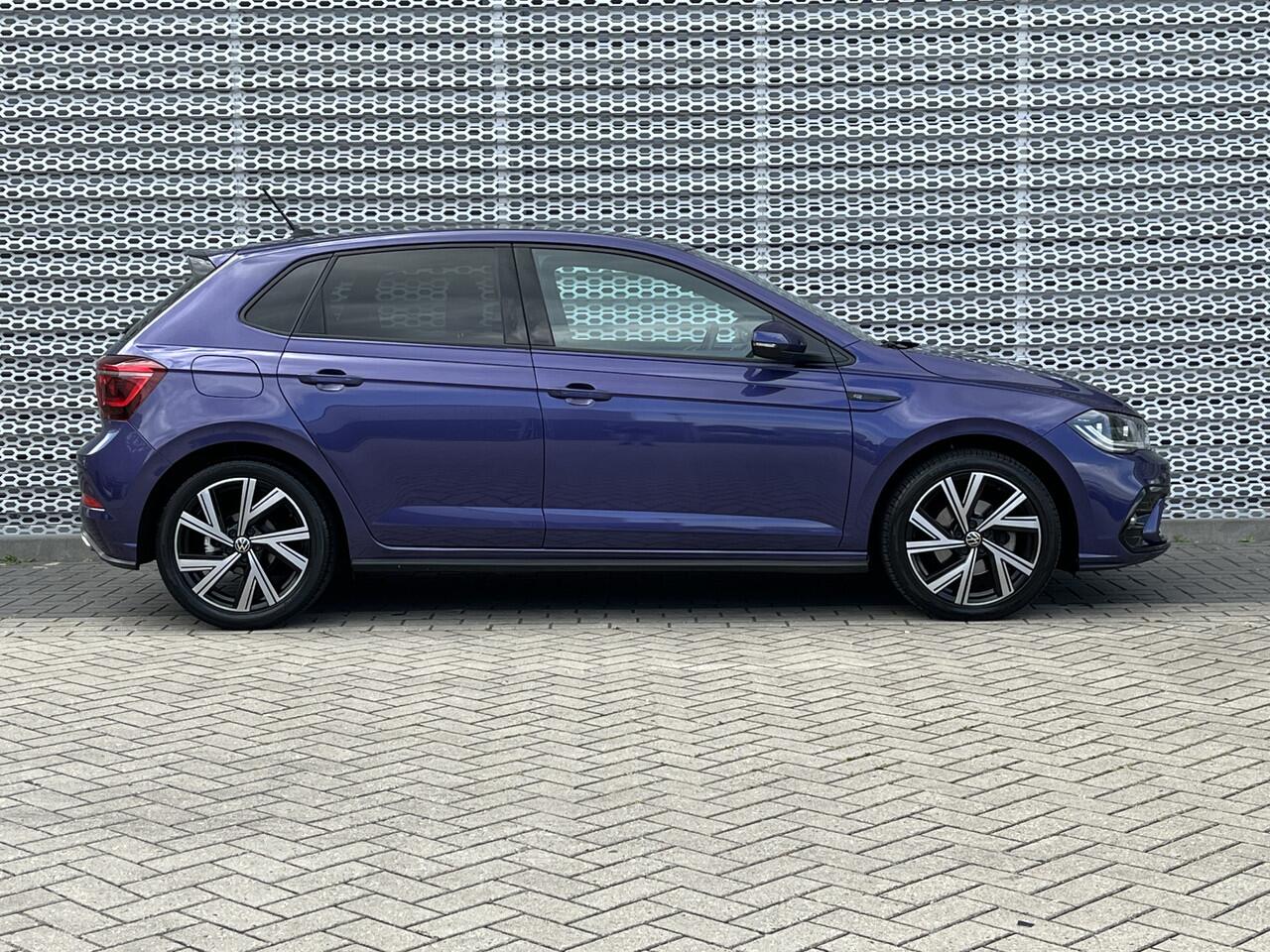 Volkswagen POLO 1.0 TSI R-Line Business / Pano / Digitaal dashboard / Navigatie / App connect / Parkeersensoren V+A / Camera /