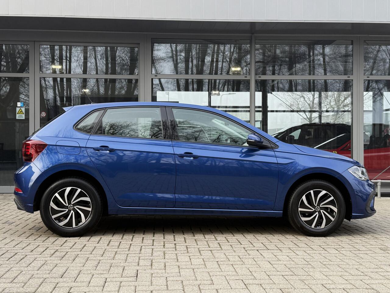 Volkswagen POLO 1.0 TSI LIFE *!* NAVIGATIE/ CARPLAY/ RADAR/ LMV/ VIRTUAL DASHBORD *!*