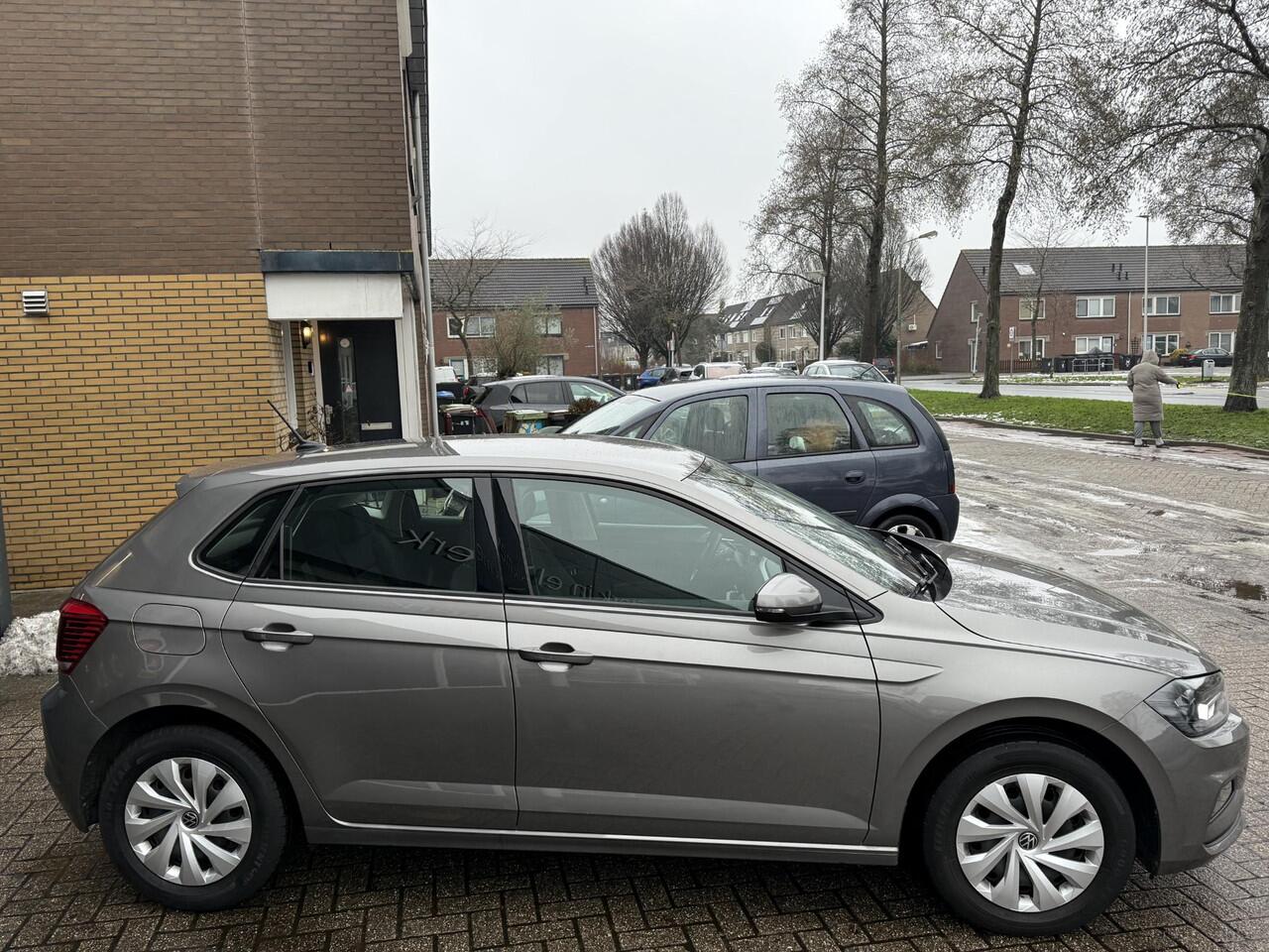 Volkswagen POLO 1.0 TSI Comfortline / Airco/ Navigatie/ Cruise/ Apple carplay/