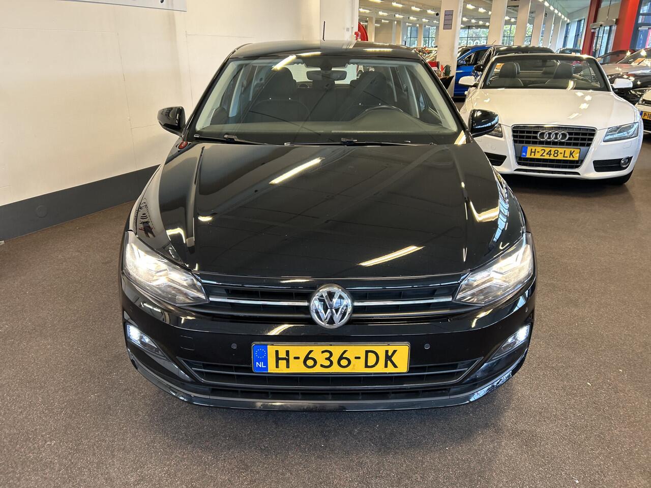 Volkswagen POLO 1.0 TSI Highline | Digital dashboard | Automatisch inparkeren | Achteruitrijcamera | Adaptieve cruise control | Parkeersensoren rondom | Apple carplay | Climate control | Nederlands geleverd